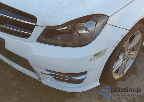 2015 Mercedes-Benz C 250 from USA, damaged, VIN WDDGJ4HB6FG367998